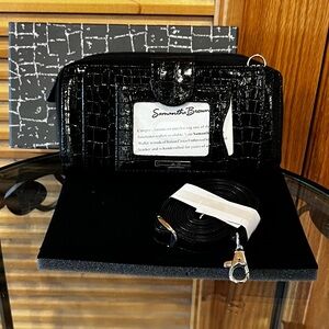Samantha Brown Black Faux Patent Leather Convertible Wallet Purse NWT🖤